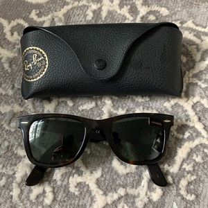Wayfarer Ray Ban Sunglasses